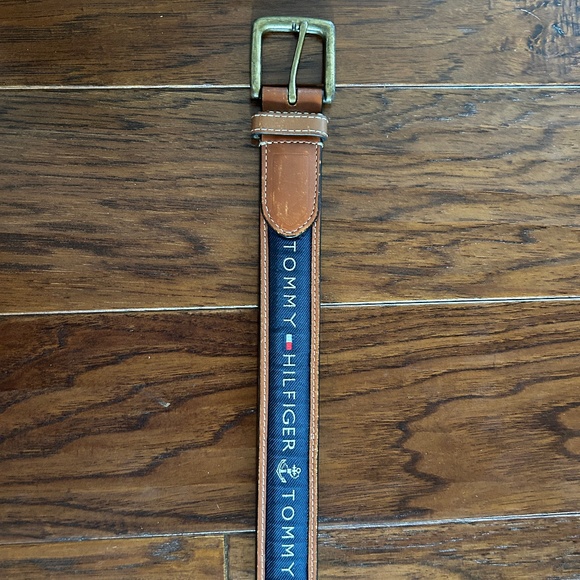 Tommy Hilfiger belt - Picture 2 of 4